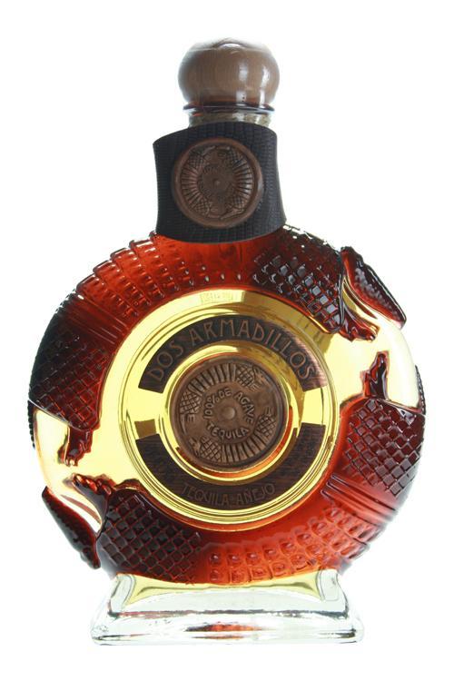 Dos Armadillos Tequila Anejo 750ml
