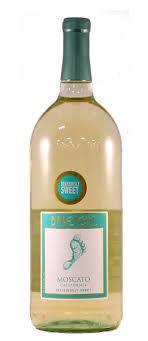Barefoot Moscato 1.5L