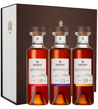 Ararat Independence 30 Year Anniversary Brandy Gift Set 3x200ml