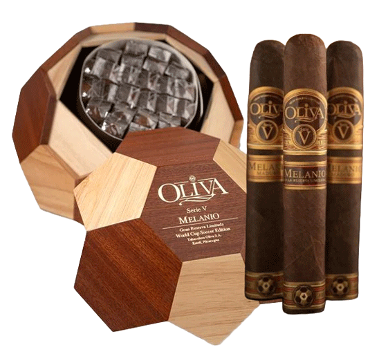 Oliva World Cup Soccer Ball Humidor Special Serie V Melanio 24 Cigars-0