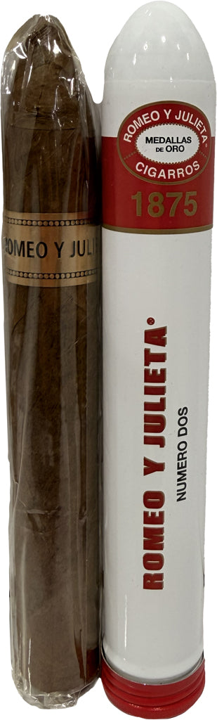 Romeo Y Julieta 1875 Numero Dos en Tubo Featured Image